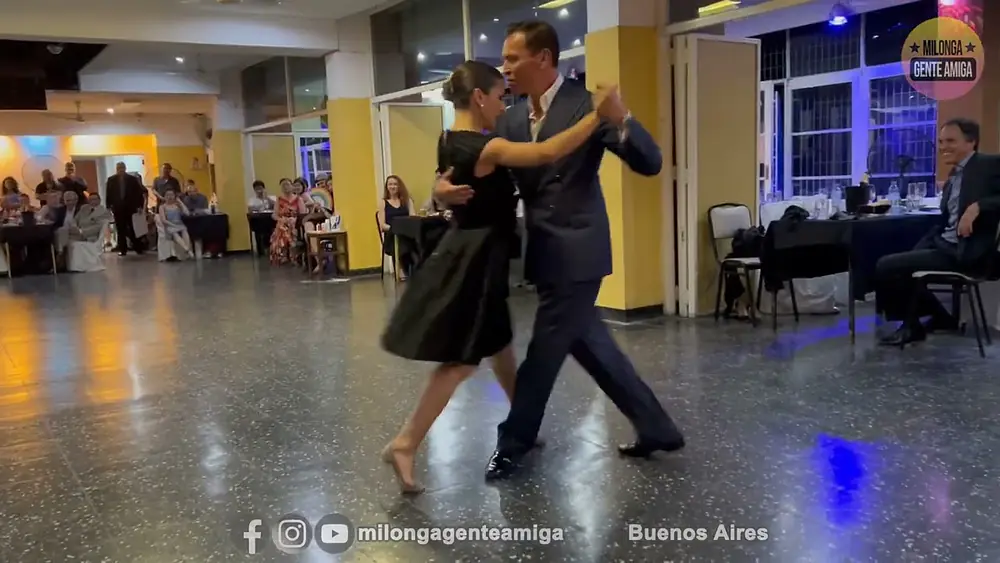 Video thumbnail for Alvaro Salas y Julieta Cappiello  - Milonga Gente Amiga - 07/ENE/2023 (3/3)