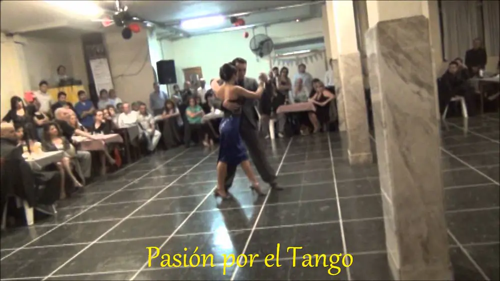 Video thumbnail for CLARISA ARAGON y JONATHAN SAAVEDRA Bailando el Tango MI TANGO TRISTE en FLOREAL MILONGA