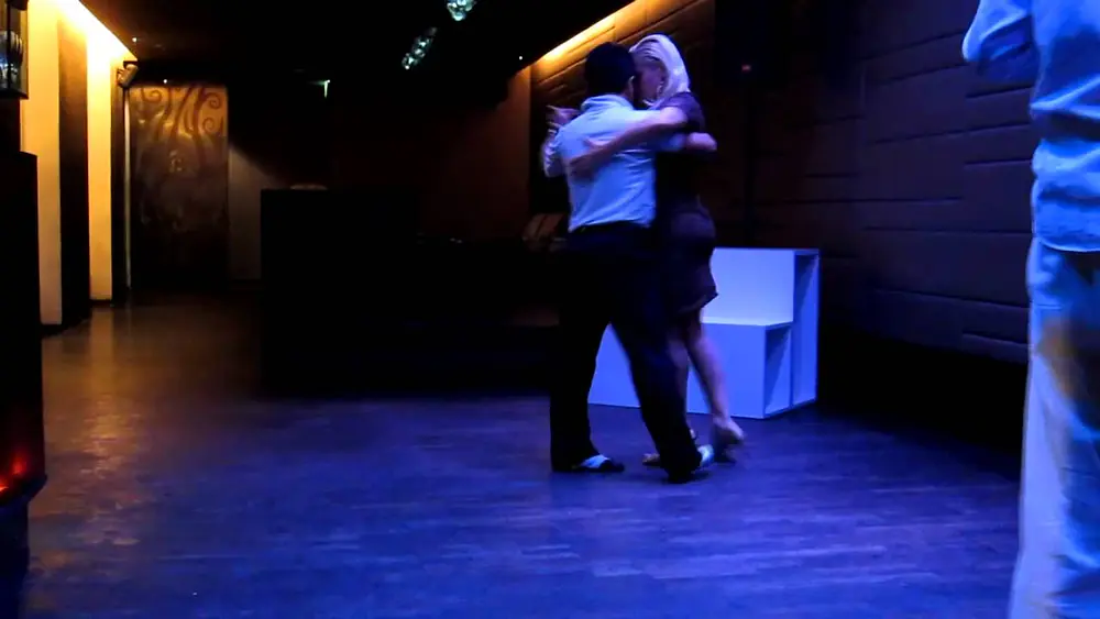 Video thumbnail for Tango Blitz (2011) Kuala Lumpur - Tamara Bisceglia y Mauro Caiazza