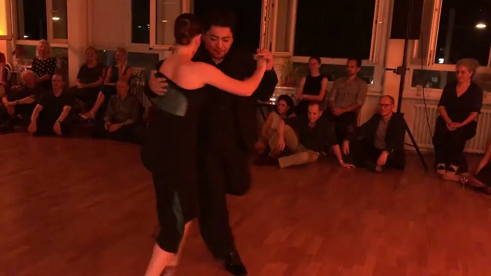 Video thumbnail for Agustina Piaggio & Carlos Espinoza_2  Milonga "Entre Dos" 16.9.2023 20 Anos goooal!!