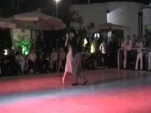 Video thumbnail for Carlitos  Espinoza y Pamela Ramos