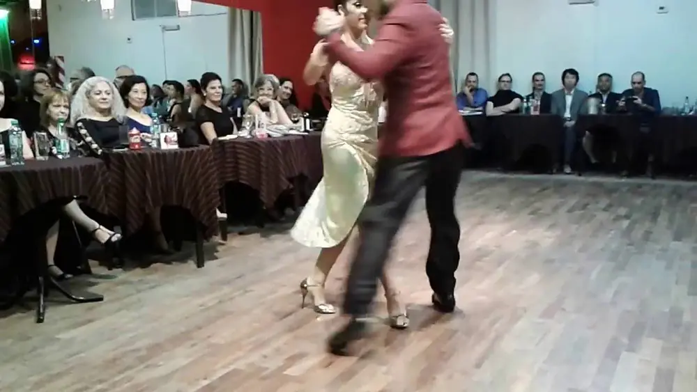 Video thumbnail for Bailaron Clarisa Aragon & Jonathan Saavedra, en la Milonga de los Domingos. Part.3 - 24/07/16