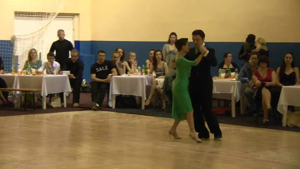 Video thumbnail for Sergey and Anna Sokhnenko, Juan D'Arienzo con M.Buston y H.Maure - Flor De Mal