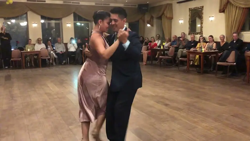 Video thumbnail for Edwin Espinosa and Alexa Yepes, Milonga, Amsterdam Oct/2022