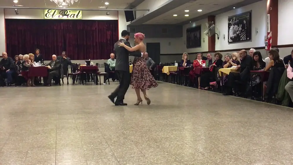 Video thumbnail for Carolina Couto y Emanuel Ledesma 2/3