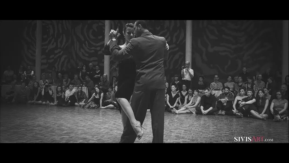 Video thumbnail for Stéphanie FESNEAU & Fausto CARPINO - Los Mareados - Tango exhibition by Sivis’Art