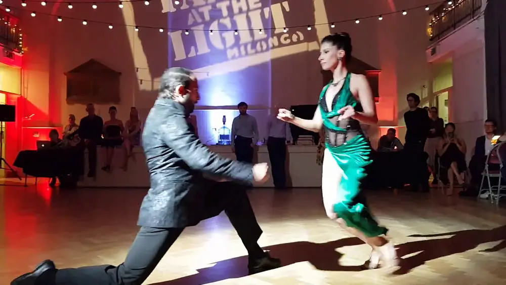 Video thumbnail for Leo Di Cocco y Carolina Giannini @ The Light, London 2019 2/3