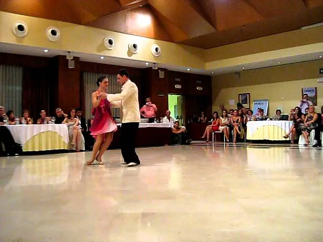 Video thumbnail for Malaga tango festival, Adrian Luppi y Paula Villarroel 1 Oct 11