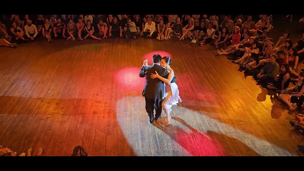 Video thumbnail for Carlitos Espinoza y Agustina Piaggio no 19° Festival Tango de Lisboa em 02/06/23 - 2/2