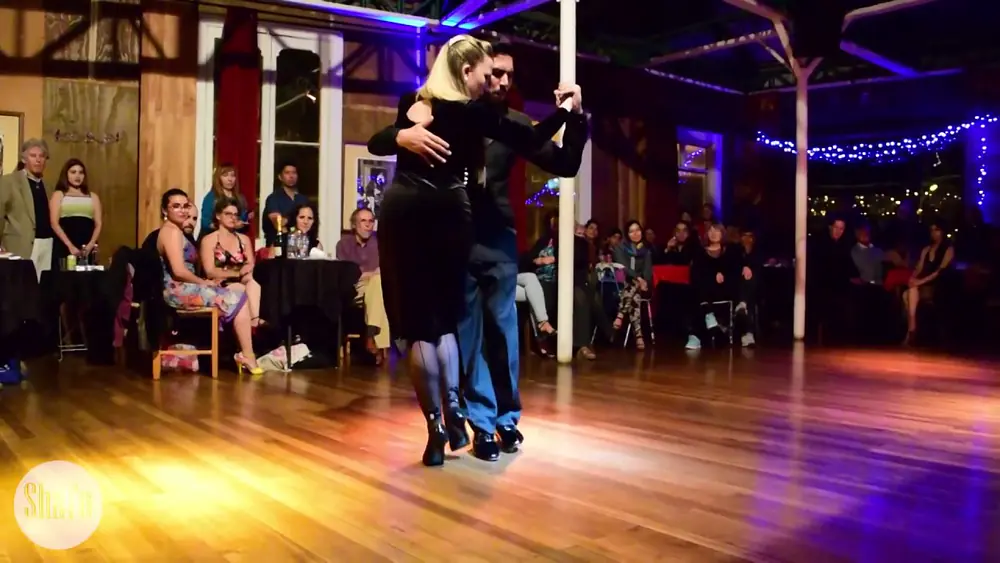 Video thumbnail for Carla Rossi y José Luis Salvo - Milonga del Puerto, Chile