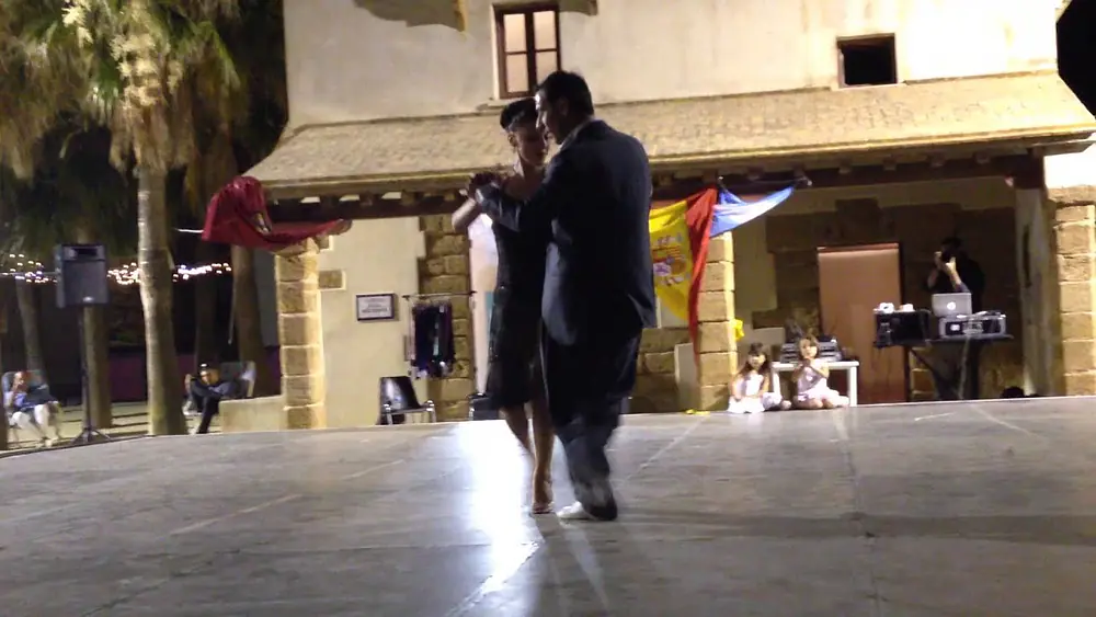 Video thumbnail for FITA Tango Festival - Junio 2015 Marcelo Ramer y Selva Mastreoti 3 - Milonga