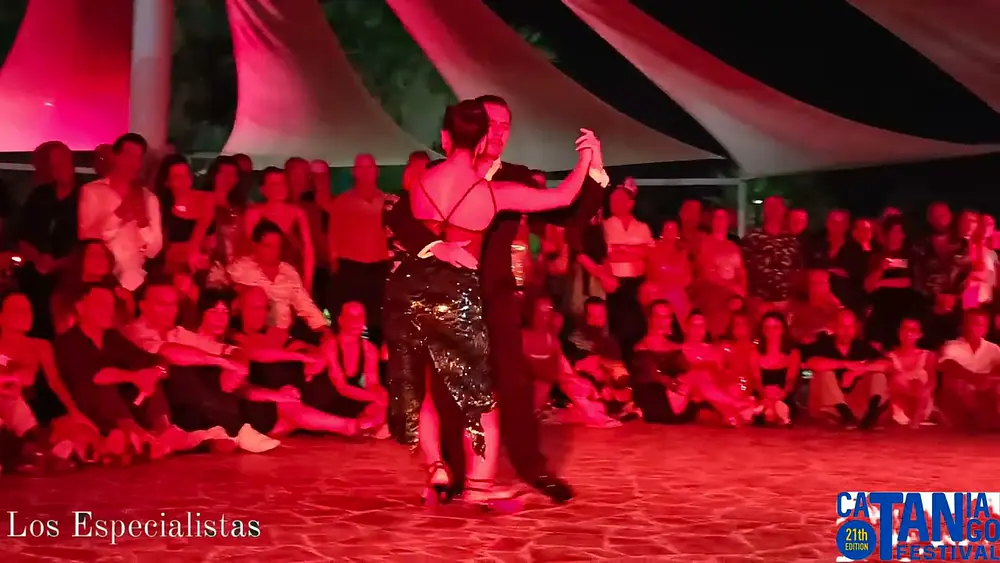 Video thumbnail for Yanina Quinones y Neri Piliu @ Catania Tango Festival 2023, 21th Edition_2/4