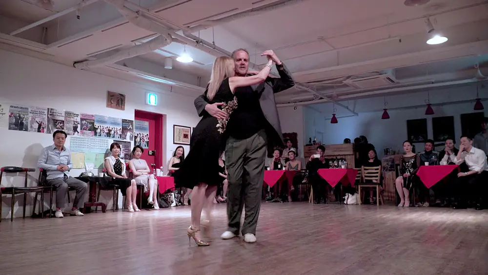 Video thumbnail for [ Tango ] 2019.05.26 - Oscar Casas & Gabriela Elias - Show No.2