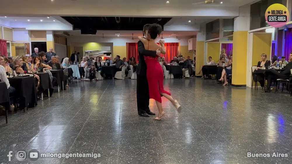 Video thumbnail for David Mateu y Angela Melendez - Milonga Gente Amiga - 05/FEB/2023 (2/2)