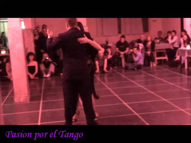 Video thumbnail for CRISTINA SOSA Y DANIEL NACUCCHIO BAILANDO EL TANGO "PENSALO BIEN" EN FLOREAL MILONGA