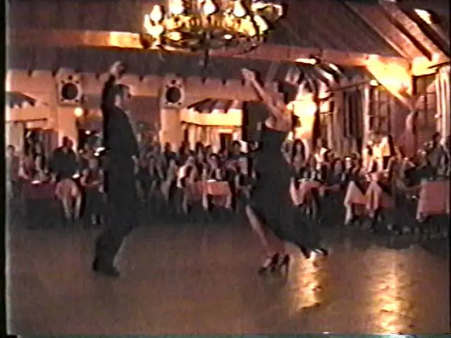 Video thumbnail for 2003 marzo, 09 Trasnochando en Tia Lola, Roberto Herrera