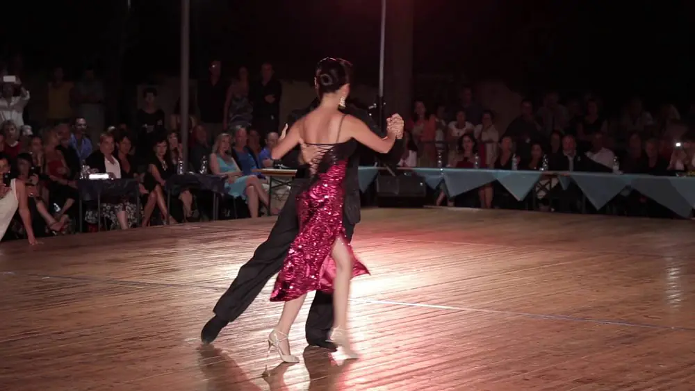 Video thumbnail for Maria Tsiatsiani y Leandro Palou 1 - Elba World Tango Festival 2016