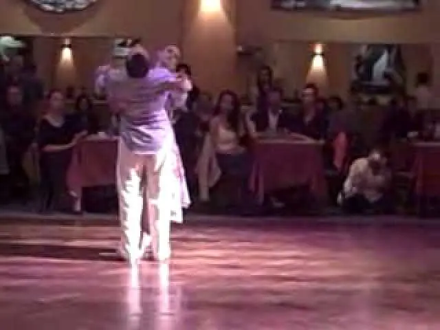 Video thumbnail for Melina Brufman y Claudio Gonzalez performance @ Parakultural milonga, salon Canning  - Oct 21 2013