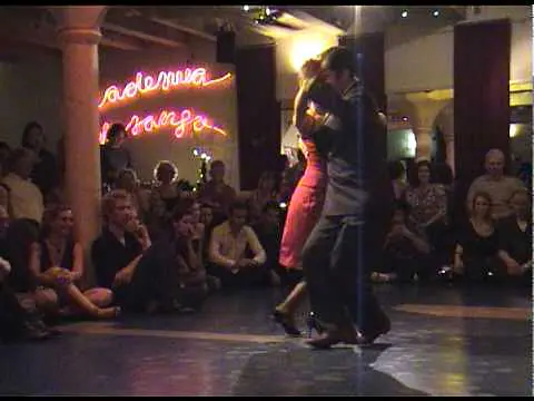 Video thumbnail for Roberto Leiva y Sabrina Masso in Amsterdam "Ella Es Asi" Edgardo Donato