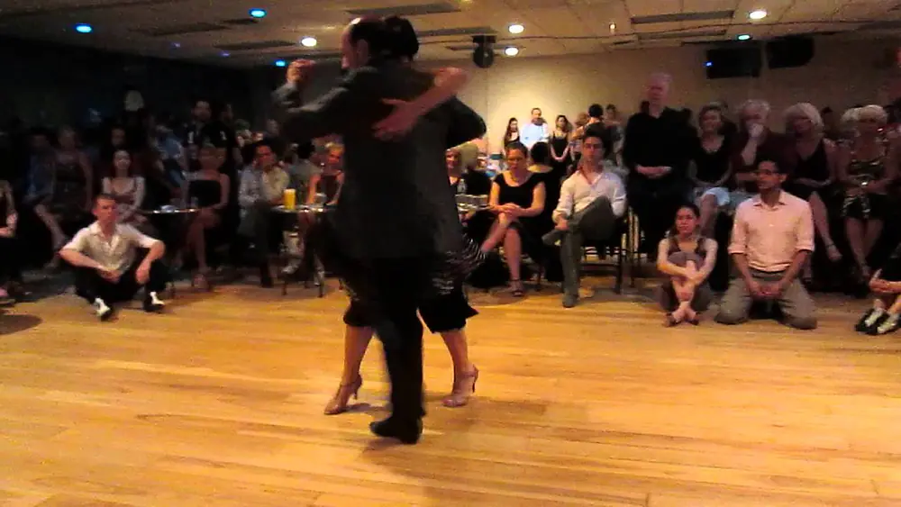 Video thumbnail for Argentine Tango:Analía Vega & Marcelo Varela - Hoy Me Vas A Escuchar