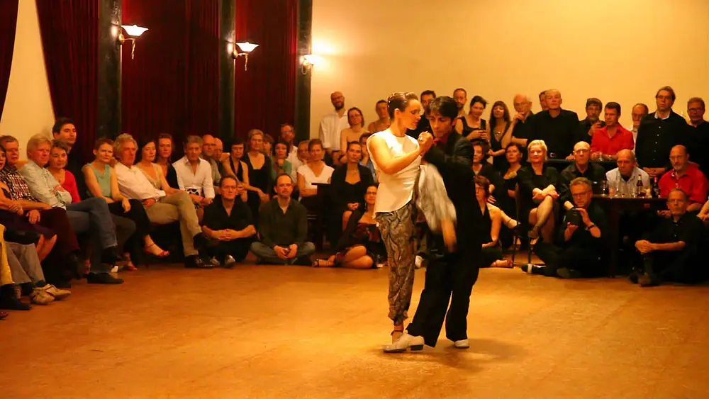 Video thumbnail for Anna Sol & Aldo Velásquez, tango, Que falta que me haces, Miguel Caló, Biezenmortel, Nov 2013