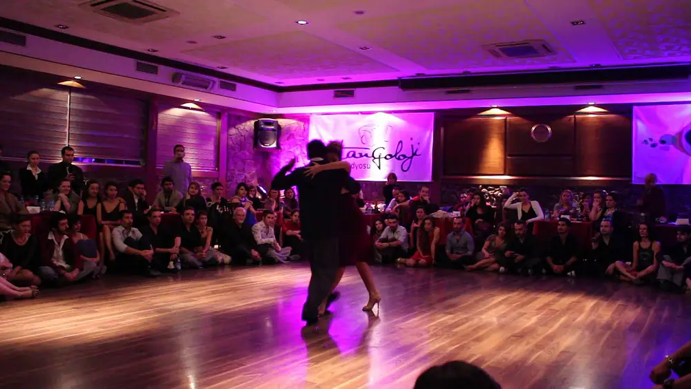 Video thumbnail for Carlitos Espinoza & Noelia Hurtado @ ATC 2013 (3/6)