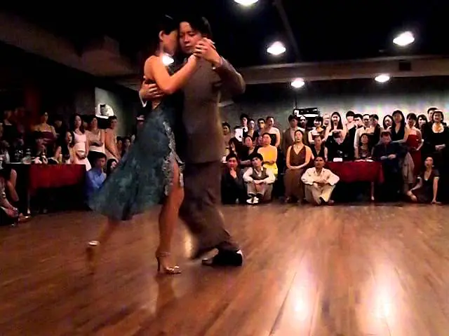 Video thumbnail for Raymond Chu y Lily Cheung (HK) @ 2011 Seoul Tango Festival, Reto Milonga, performance