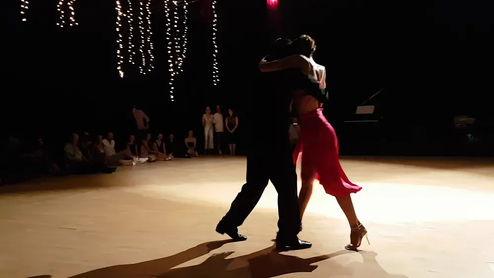 Video thumbnail for Julio Balmaceda & Virginia Vasconi ❤@ Tango Roots festival 8è édition - Paris