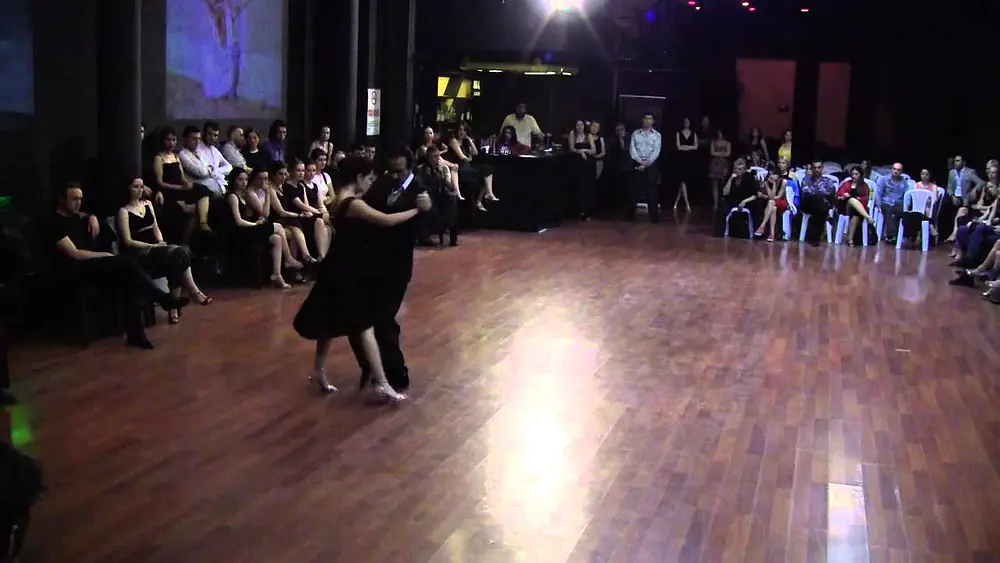 Video thumbnail for Akın Gökkaya & Gülşen Gökkaya | İstanbul Tango Experience 1/2
