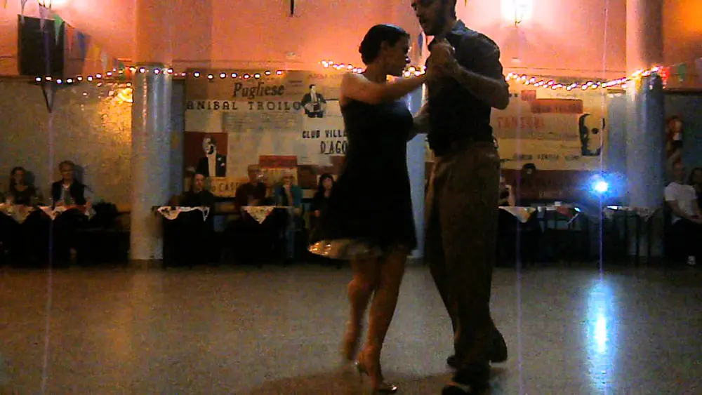 Video thumbnail for Dana Frigoli y Adrian Ferreyra en El Motivo Tango, 18/8/14