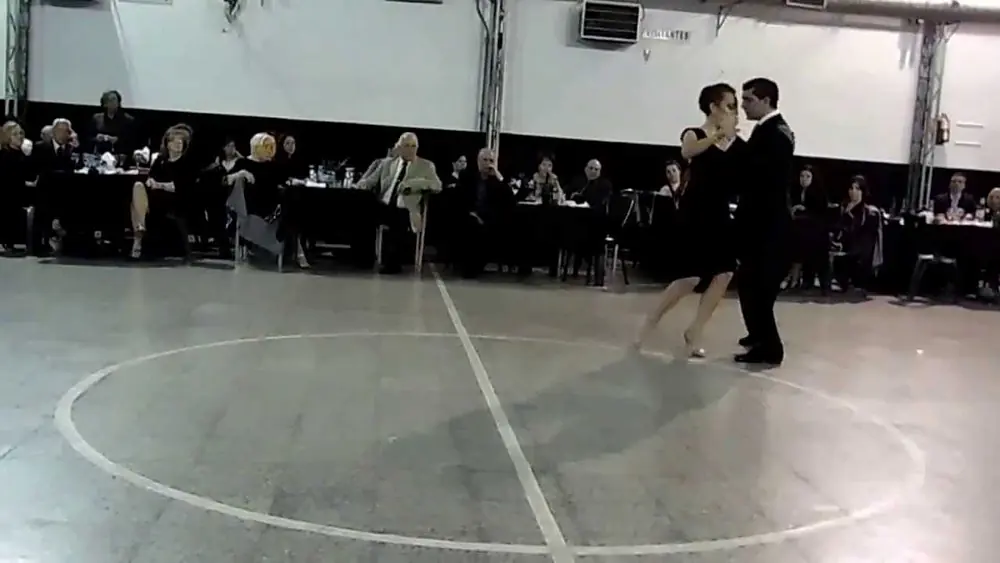 Video thumbnail for Silvana Prieto & Matias Batista en Milonga Malena Sunderland Club 1/4