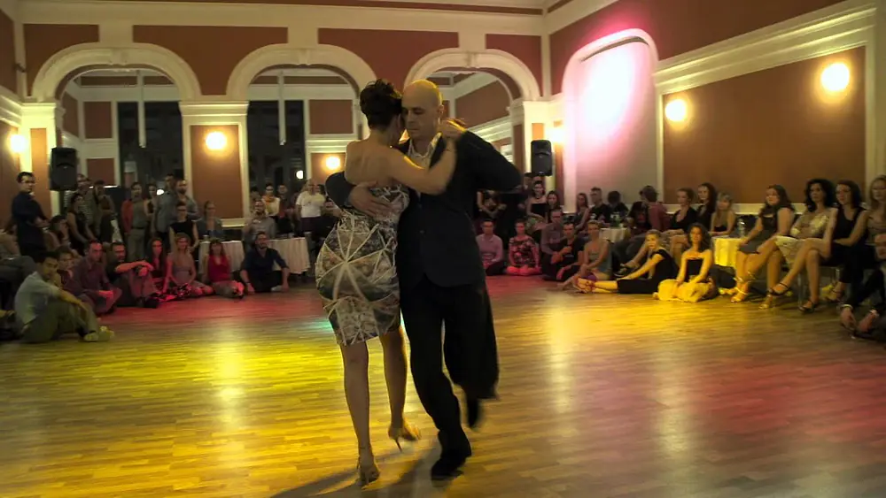 Video thumbnail for Martin Lutsch y Delia Dragut - Tango Cazino 2015 - 2/4