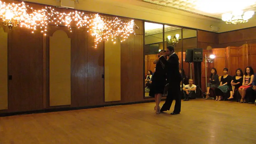 Video thumbnail for Virginia Pandolfi & Ney Melo at "La Milonga Rosa"