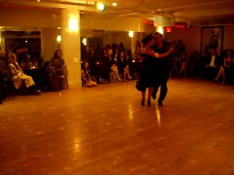 Video thumbnail for Miriam Larici & Leonardo Barrionuevo: Argentine Tango Milonga Performance