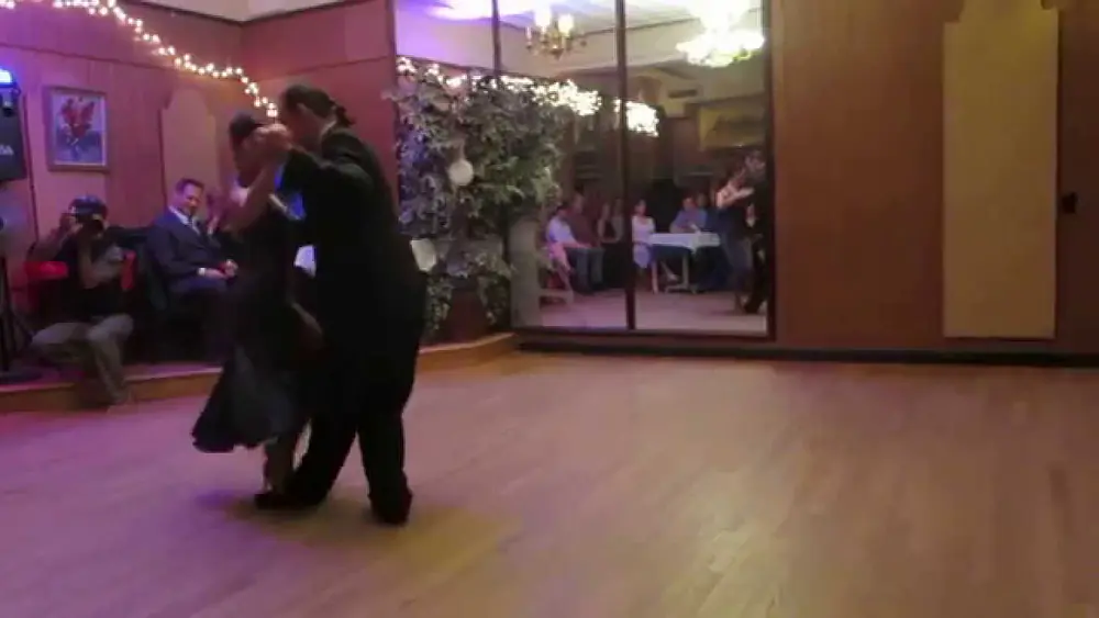 Video thumbnail for Junior Cervila & Guadalupe Garcia @ La Milonga Rosa ..Friday, October 09, 2015