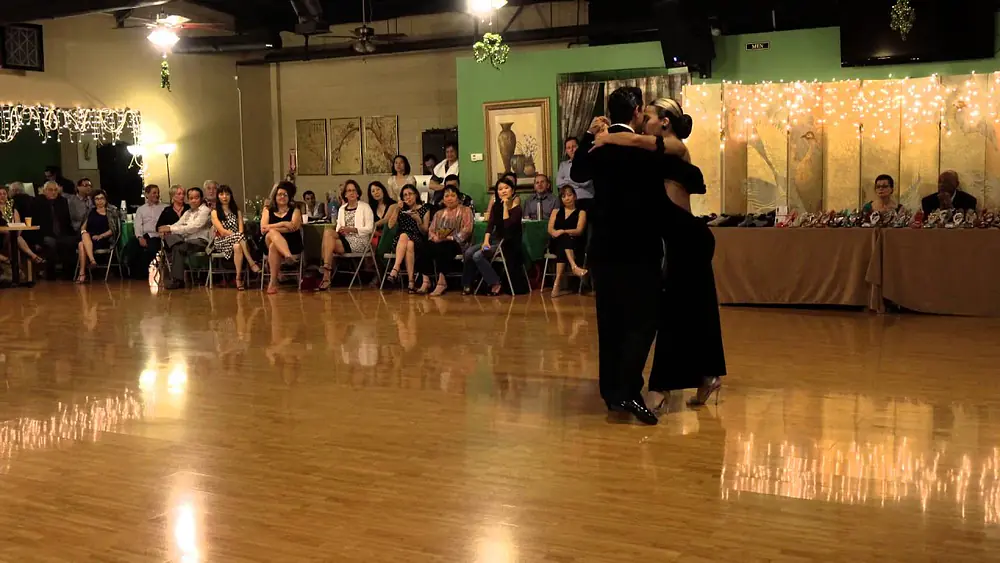 Video thumbnail for Tomas Galvan & Gimena Herrera| Fuimos - Roberto Chanel
