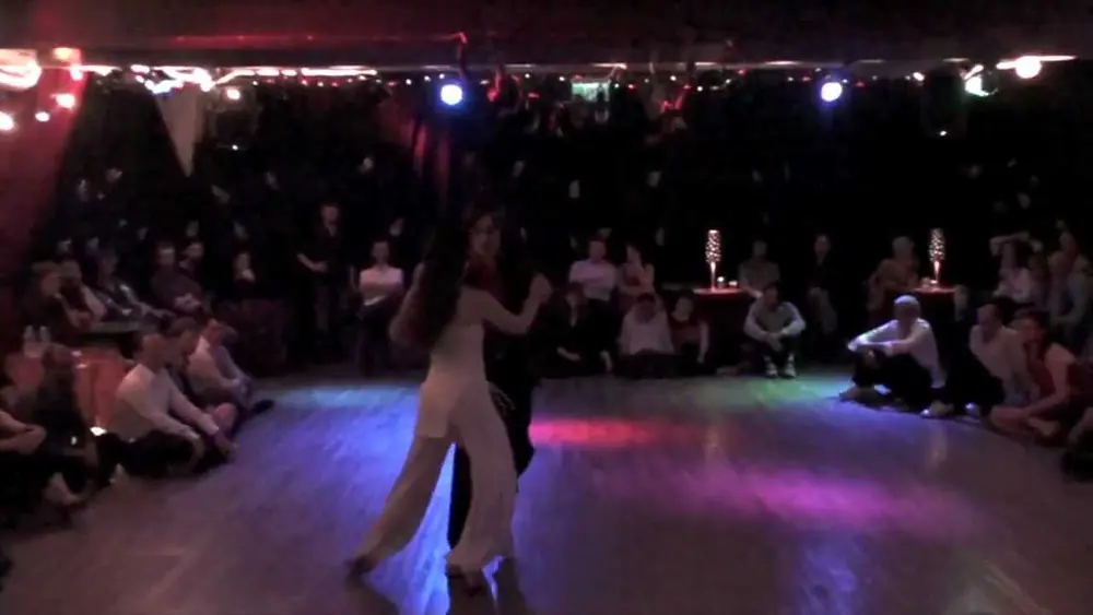 Video thumbnail for Sigrid Van Tilbeurgh and Dominic Bridge Tango - La Movida Fest Paris 2/4