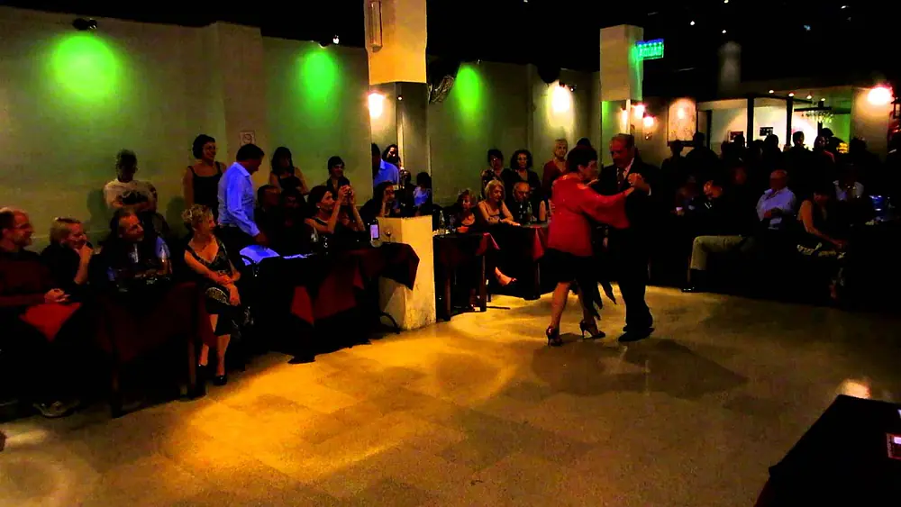 Video thumbnail for Martha Anton and El Gallego Manolo Exhibition at Porteño y Bailarin 10/14/2012 - Tango (2/3)