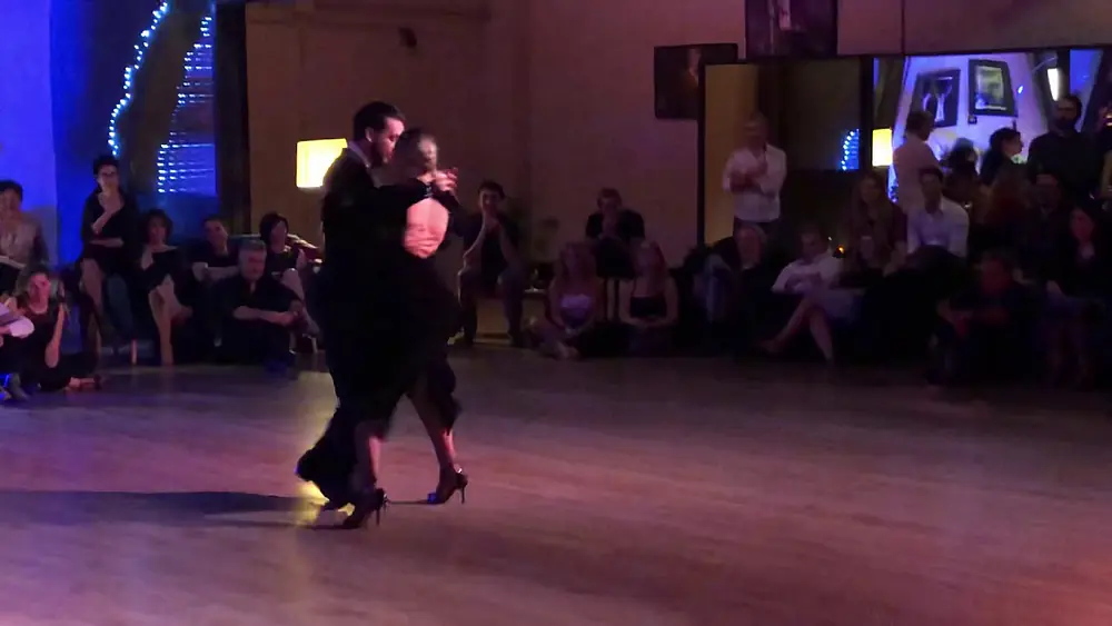 Video thumbnail for Fernando De La Cruz & Noelia Hurtado performance 3