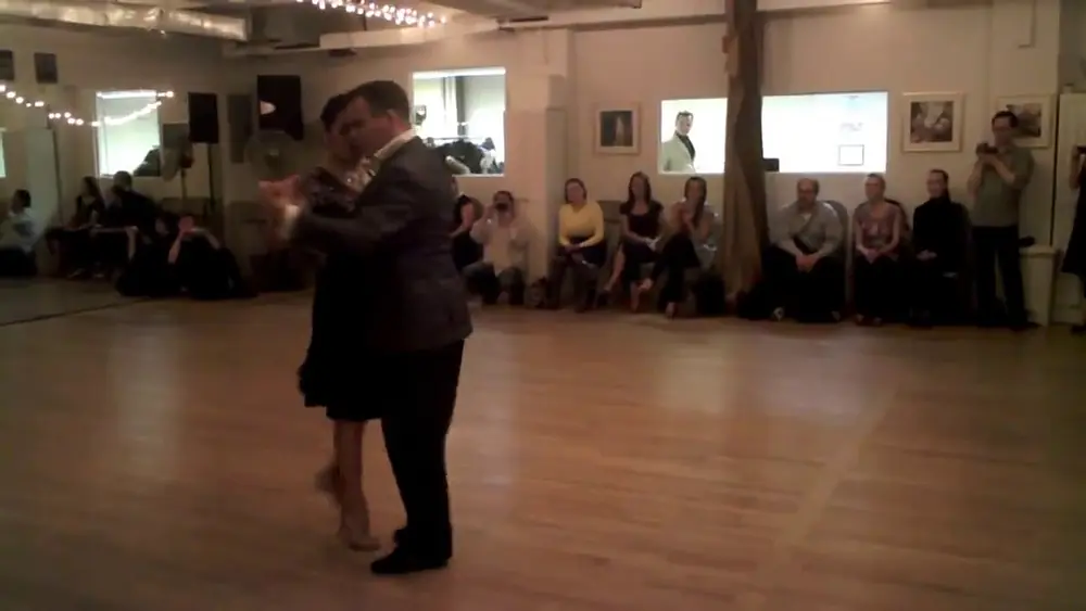 Video thumbnail for Argentine tango: Gabriel Misse & Natalia Hills - Remembranzas