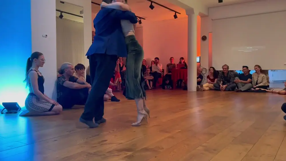 Video thumbnail for Veronica Toumanova & Asya Moiseeva - Milonga (4/4), Badaboum, Zurich