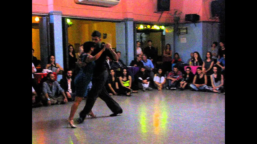 Video thumbnail for DANA FRÍGOLI y ADRIAN FERREYRA en Viva La Pepa Milonga (3/5)