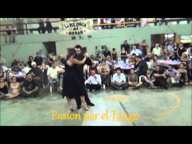 Video thumbnail for VIRGINIA PANDOLFI y JAVIER RODRIGUEZ bailando el tango BIEN PULENTA en la MILONGA DEL MORAN