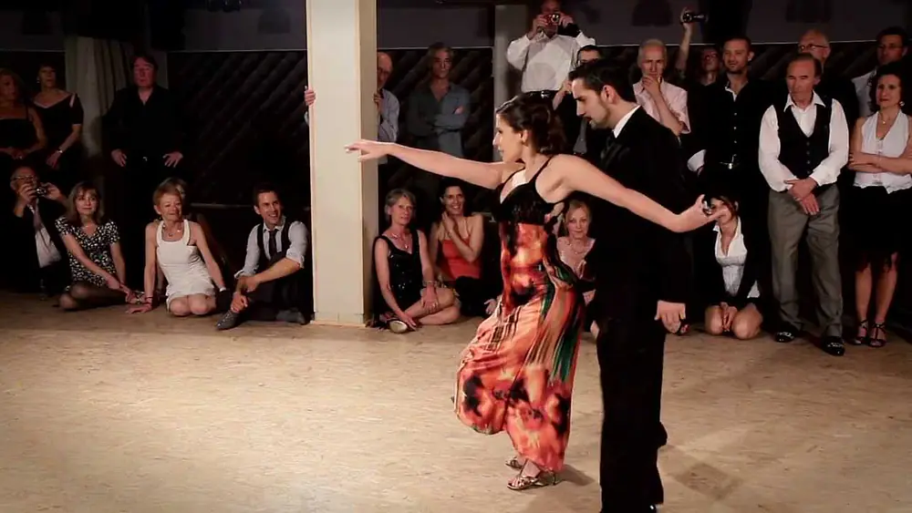 Video thumbnail for Juan Martin Carrara y Stefania Colina aux Allumés 2013-2