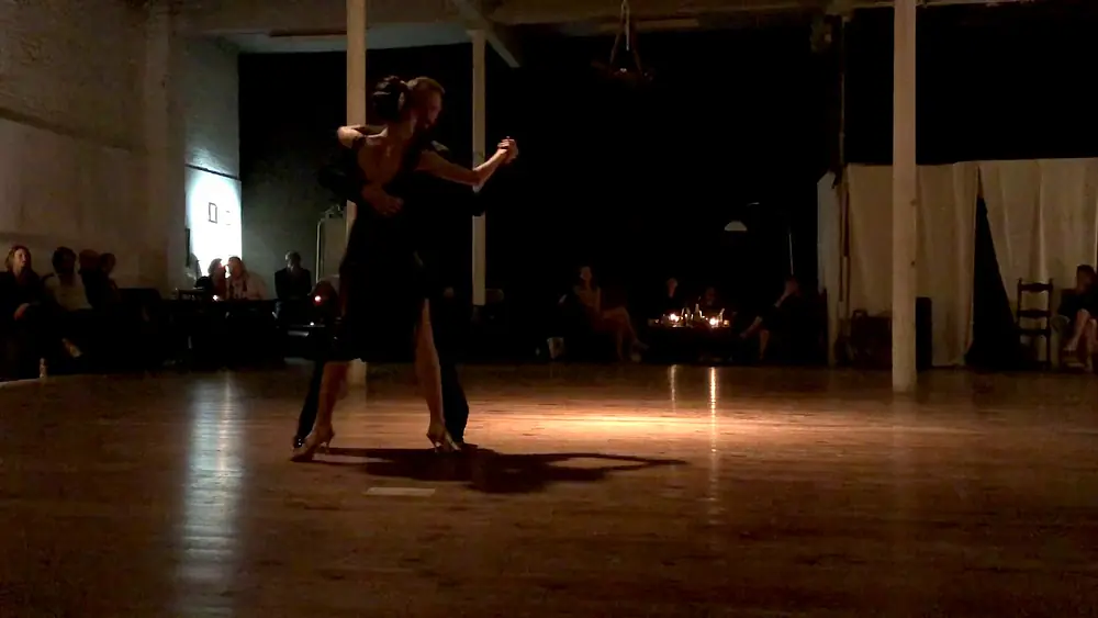 Video thumbnail for Tango Performance I Tania Heer & René-Marie Meignan Paraiso Milonga 06.12.19 @Argonne