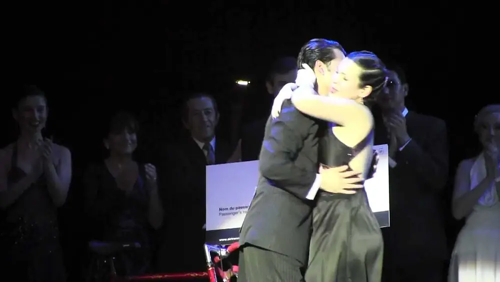 Video thumbnail for Fernando de la Cruz Paola Sanz Campeones tango salon mundial 2012