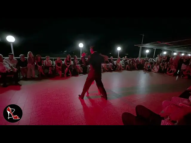 Video thumbnail for Florencia Labiano y Hernan Rodriguez 1/4 - Pensalo Bien (Juan D'Arienzo) - Milonga al Lido di Genova