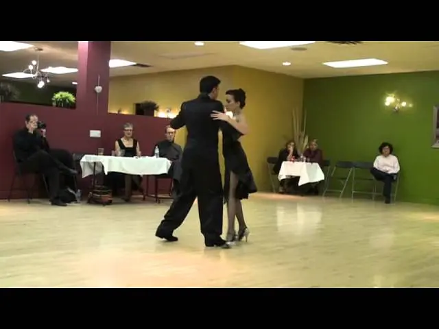 Video thumbnail for Paula Ballesteros & Alejandro Hermida dancing Que no sepan las estrellas by DiSarli.mpg
