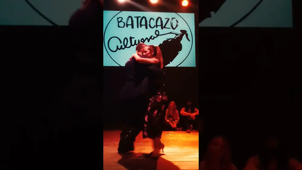 Video thumbnail for Daniela Belén y Diego Braude - "11 y 6" - Milonga El Batacazo 4/5/2023
