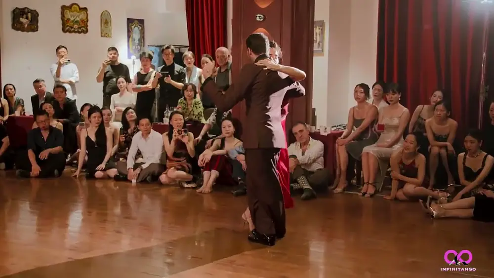 Video thumbnail for Shanghai Mid-Autumn Tango Meeting - Gianpiero & Lorena 5/5